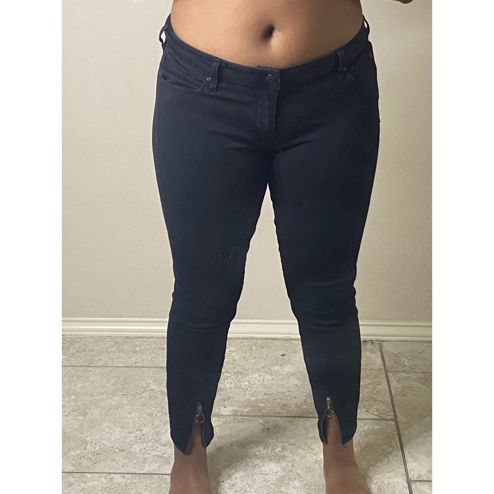 Black zipper pants